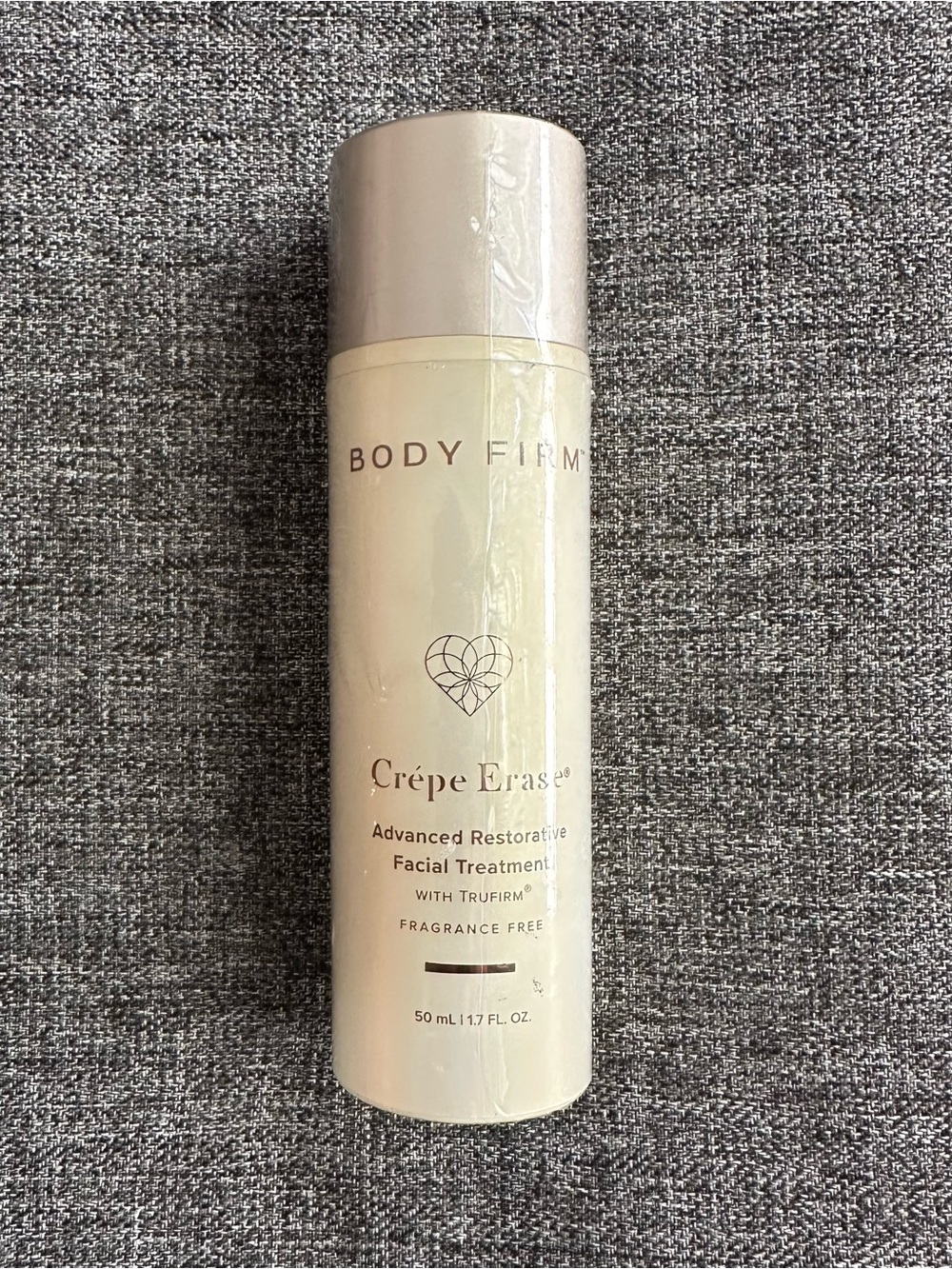 NEW Body Firm Crepe Erase Advanced Restorative
Facial Treatment TruFirm 1.7oz